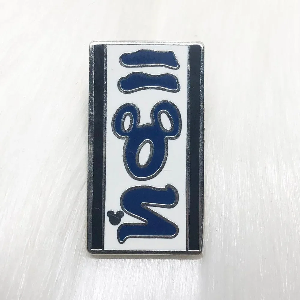 🔮 5/$25 Disney‎ Animal Kingdom Lodge Pin